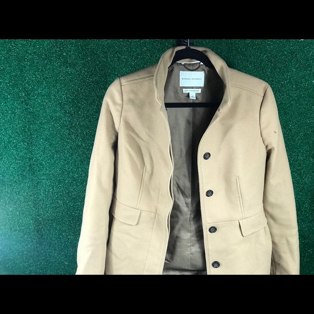 Banana Republic Jacket size small tan
